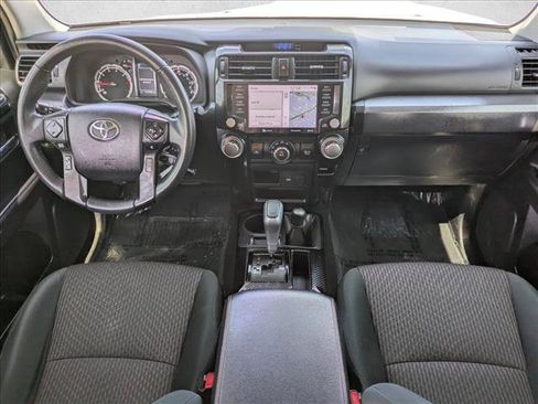 Used 2020 Toyota 4Runner TRD Off-Road AWD/4WD image 17