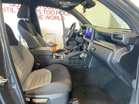 Used 2025 Toyota 4Runner TRD Off-Road AWD/4WD image 19