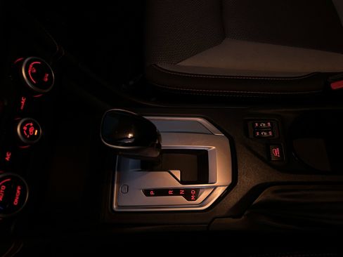 Used 2023 Subaru Crosstrek 2.0i Premium image 21