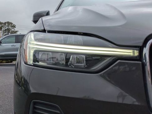 Used 2023 Volvo XC60 B5 Plus FWD image 10