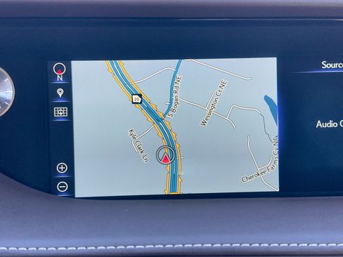 Used 2018 Lexus LS 500h image 30