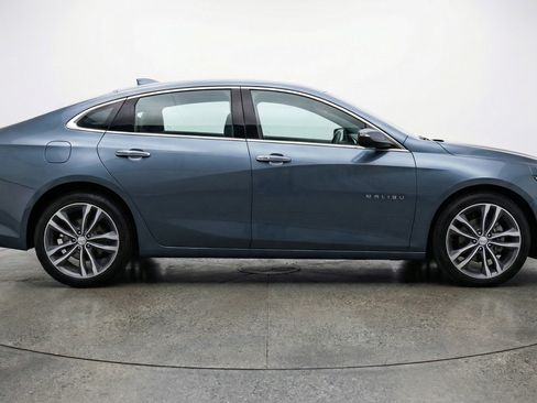 Used 2024 Chevrolet Malibu LT image 11