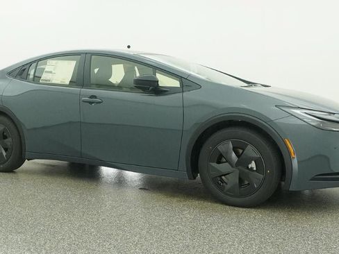 New 2026 Toyota Prius Plug-In Hybrid FWD image 56