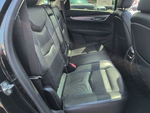 Used 2018 Cadillac XT5 Luxury w/ Driver Awareness Package AWD/4WD image 43