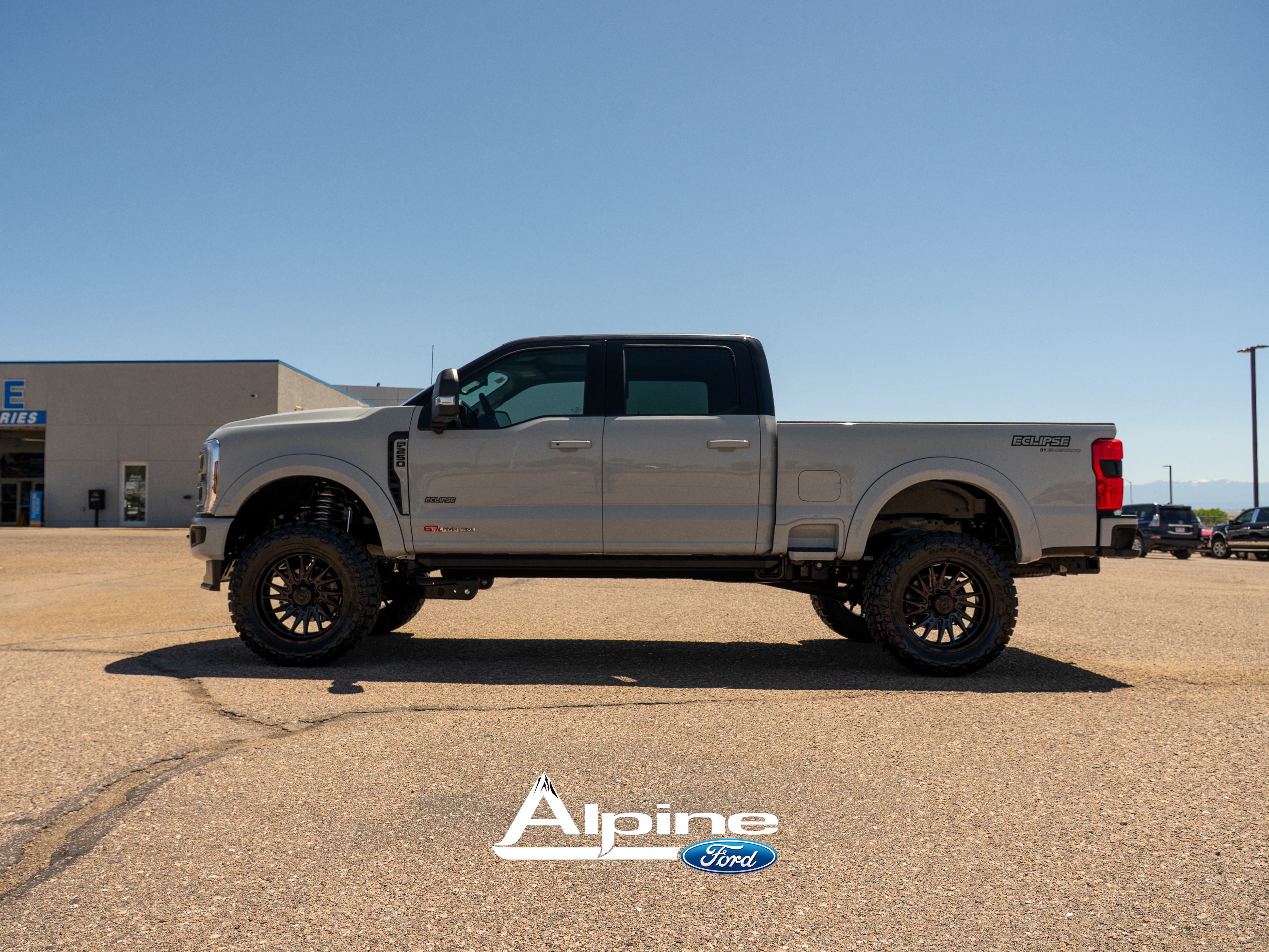 Used 2026 Ford F250 XLT w/ XLT Premium Package AWD/4WD image 2