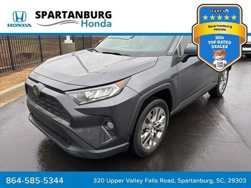 Used 2020 Toyota RAV4 XLE Premium image 1