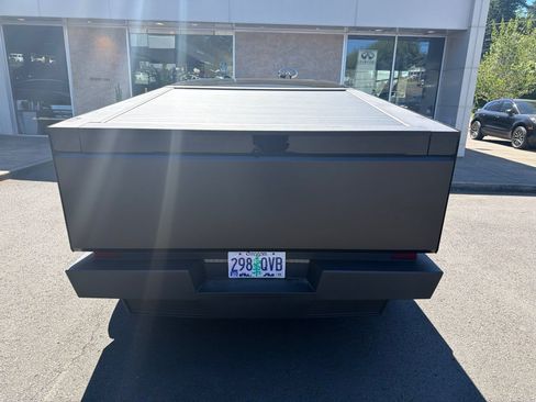 Used 2025 Tesla Cybertruck AWD Crew Cab image 7