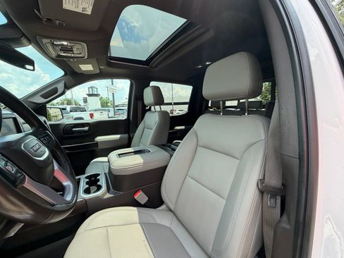 Used 2021 GMC Sierra 1500 SLT w/ SLT Premium Plus Package AWD/4WD image 10