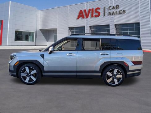 Used 2025 Hyundai Santa Fe Limited image 10