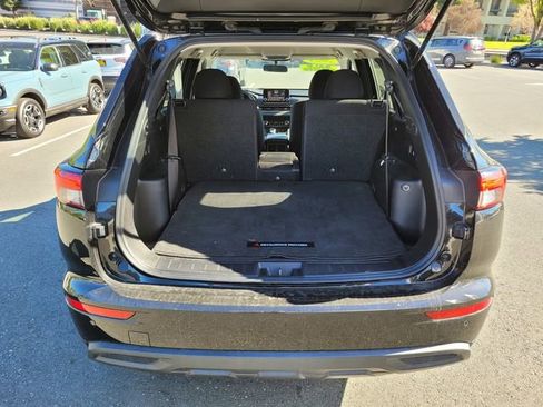 Used 2023 Mitsubishi Outlander ES image 18