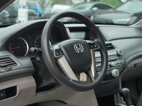 Used 2010 Honda Accord LX image 11