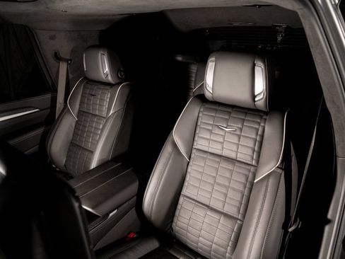 Used 2026 Cadillac Escalade V AWD/4WD image 16