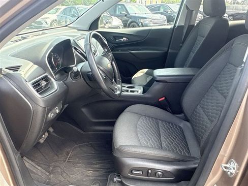 Certified 2019 Chevrolet Equinox LT FWD image 18