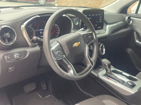 Used 2024 Chevrolet Blazer LT w/ Convenience Package FWD image 34