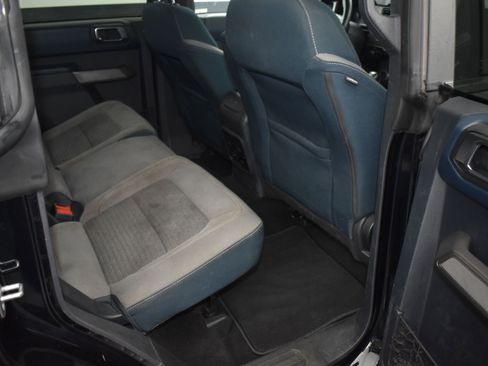 Used 2022 Ford Bronco Outer Banks image 10