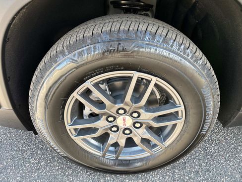 New 2026 GMC Acadia Elevation w/ LPO, Floor Liner Package image 10