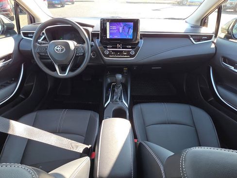 Used 2024 Toyota Corolla XLE image 2