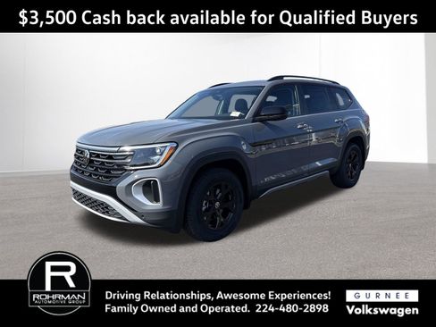 New 2026 Volkswagen Atlas Peak Edition AWD/4WD image 1