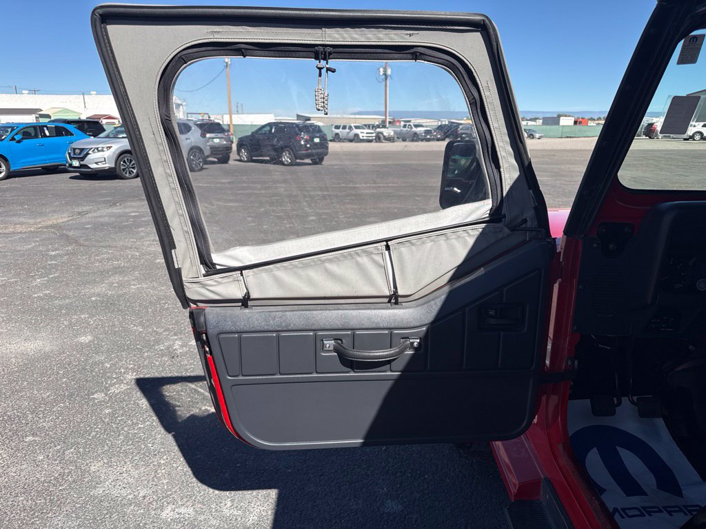 Used 1994 Jeep Wrangler SE AWD/4WD image 11