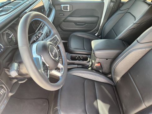 Used 2024 Jeep Wrangler High Altitude image 8