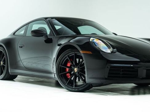 Used 2020 Porsche 911 Carrera S RWD image 3