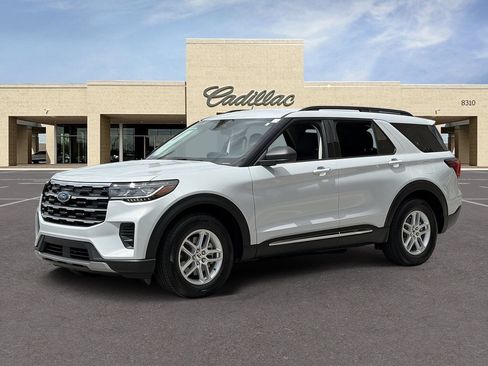 Used 2025 Ford Explorer Active RWD image 33