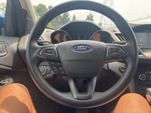 Used 2019 Ford Escape SE FWD image 26