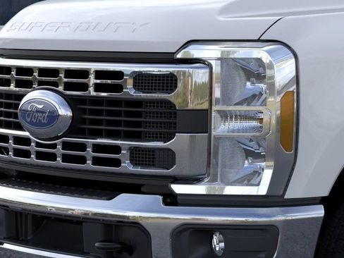 New 2026 Ford F350 XL w/ XL Chrome Package AWD/4WD image 18