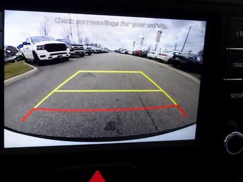 Used 2023 Kia Soul LX image 21