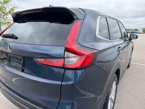 Certified 2025 Honda CR-V EX image 9