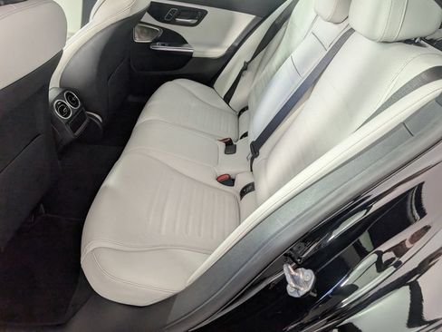 Used 2022 Mercedes-Benz C 300 Sedan image 25