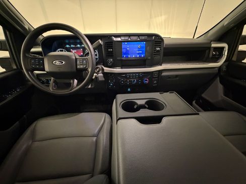 Used 2023 Ford F350 XL w/ 360-Degree Camera Package AWD/4WD image 15
