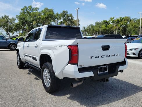 Used 2024 Toyota Tacoma SR5 RWD image 7