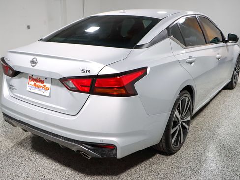 Used 2021 Nissan Altima 2.5 SR image 7