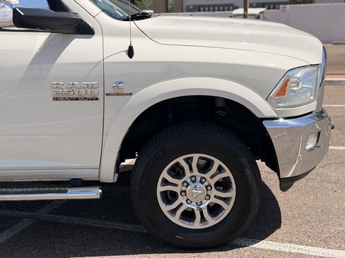 Used 2018 RAM 2500 Laramie AWD/4WD image 12