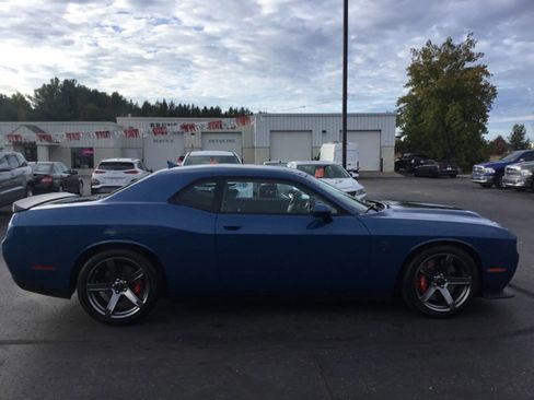 Used 2022 Dodge Challenger SRT Hellcat Redeye RWD image 3