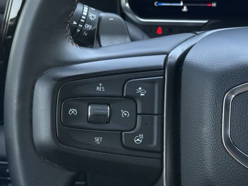 Used 2023 GMC Sierra 1500 AT4 w/ Technology Package AWD/4WD image 14