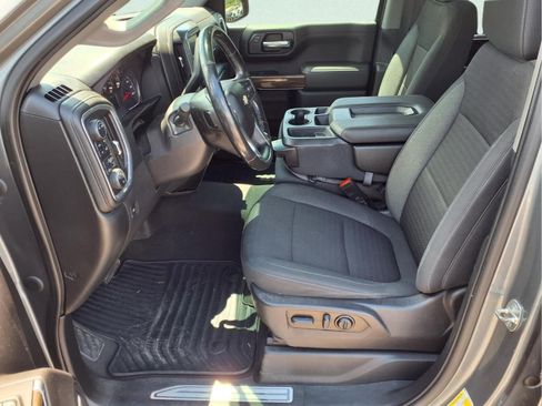 Used 2022 Chevrolet Silverado 1500 LT AWD/4WD image 18