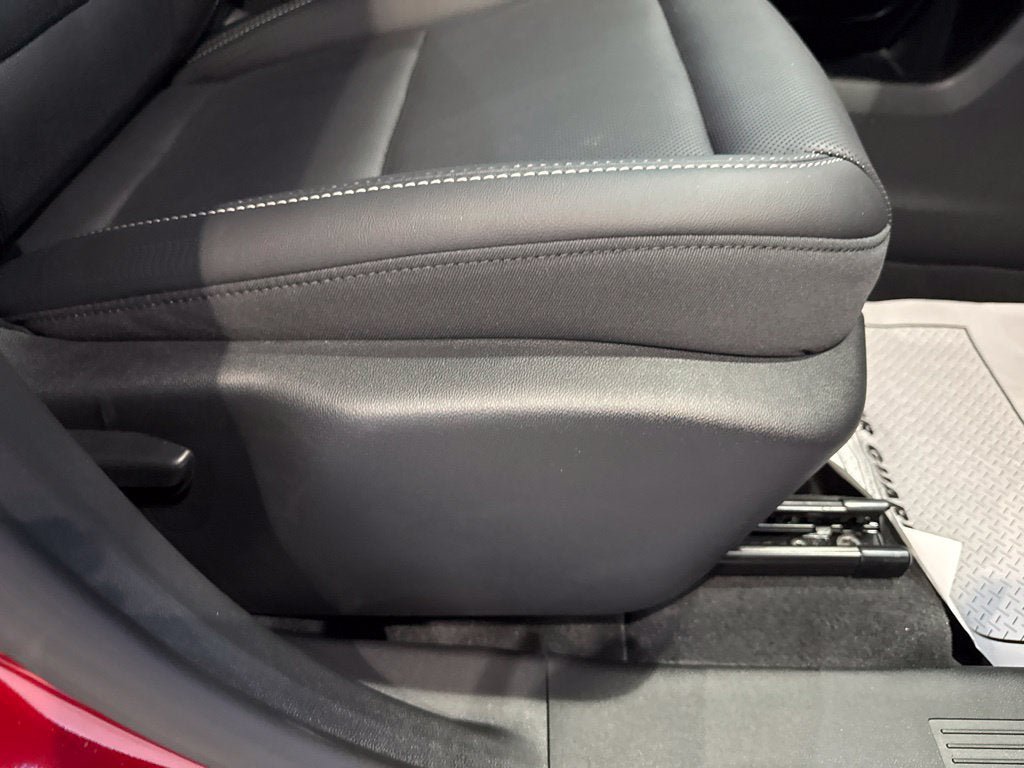 New 2027 GMC Terrain Elevation w/ Elevation Premium Package AWD/4WD image 13