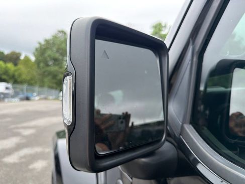Used 2023 Jeep Gladiator Overland AWD/4WD image 25
