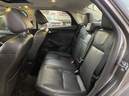 Used 2013 Ford Focus Titanium w/ Titanium Handling Pkg image 26
