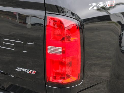 Used 2022 Chevrolet Colorado ZR2 AWD/4WD image 10