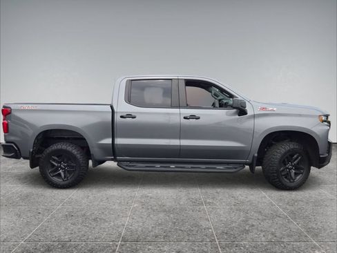 Certified 2021 Chevrolet Silverado 1500 LT Trail Boss w/ LPO, Dark Essentials Package AWD/4WD image 4