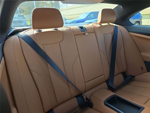 Used 2025 BMW M240i Coupe image 23