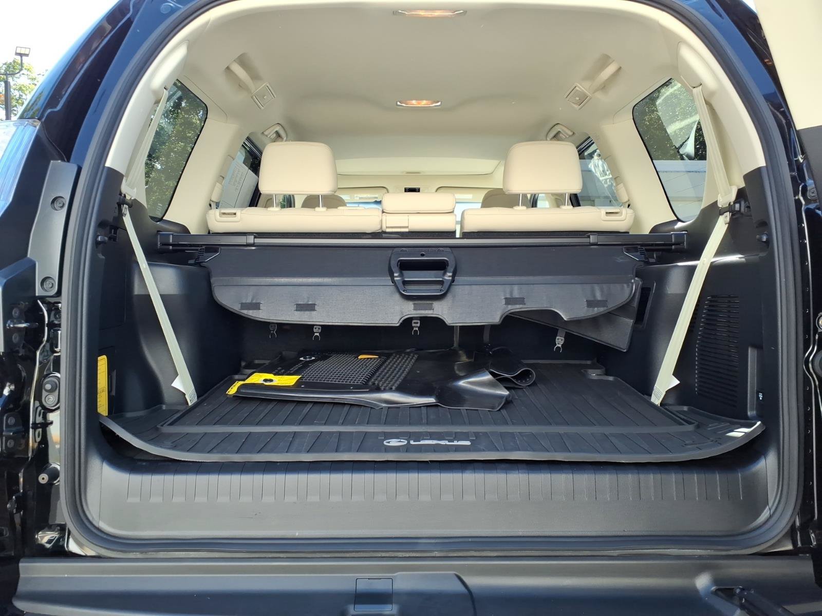 Certified 2023 Lexus GX 460 Premium w/ Premium Package AWD/4WD image 19