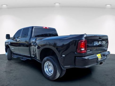 Used 2025 RAM 3500 Big Horn image 11