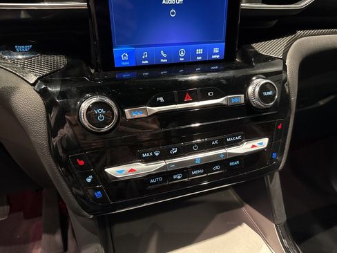 Used 2022 Ford Explorer ST w/ ST Street Pack image 18