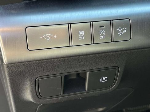 Used 2026 Hyundai Kona SE FWD image 19