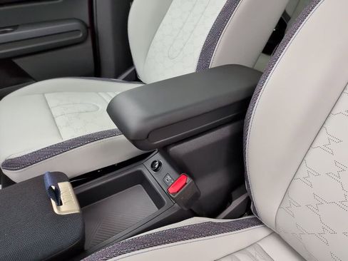 Used 2025 MINI Cooper Countryman S w/ Comfort Package Max image 22