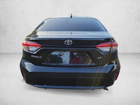 Used 2022 Toyota Corolla LE w/ LE Convenience Package FWD image 6